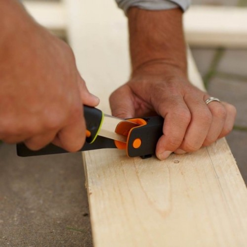 Fiskars Genel Kullanım Bıcağı (Zor İş Bıçağı) 1023619