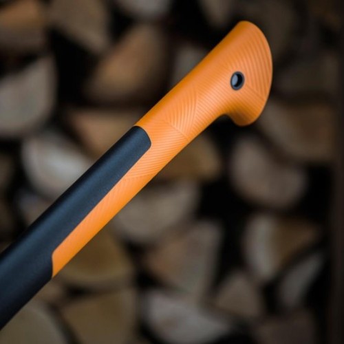 Fiskars Yarma Balta Kısa Saplı X11 1015640
